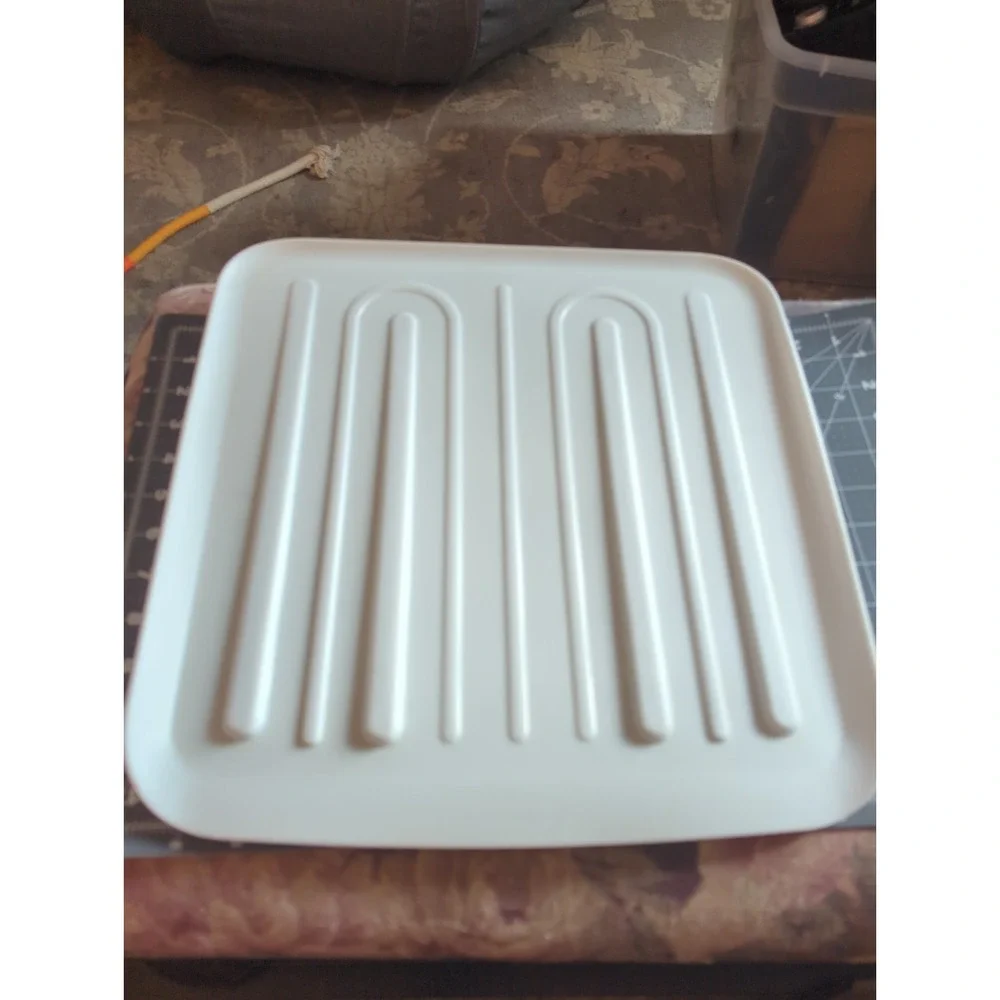 Vintage White Rubber Wire Dish Rack Rubbermaid Drainer Plastic Retro